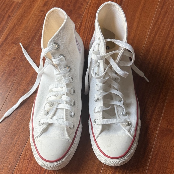 Converse White High-Top Sneakers like new - Picture 1 of 3